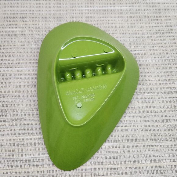 Vintage Mid-Century Modern MCM Anholt Ashtray Green Melamine Triangle Design - Picture 4 of 7